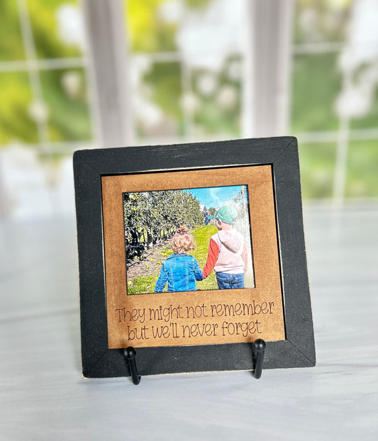 Single Base - Distressed Black (Tile & Trend)